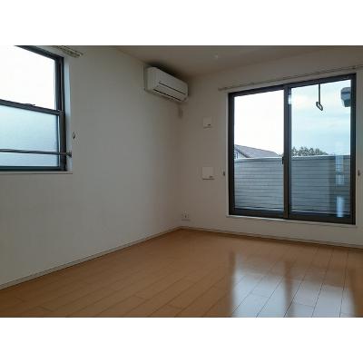 ウィスティリア 201【管理NO：1-021163501-02010】 ★家具家電は申し込み後に搬入します★の物件画像