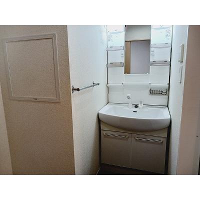 ラフレシール 304【管理NO：1-019163401-03040】 ★家具家電は申し込み後に搬入します★の物件画像