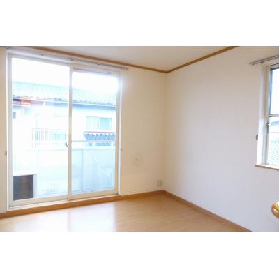 Ｆｉｎｅ 203【管理NO：1-011800101-02030】 ★家具家電は申し込み後に搬入します★ ★2026年10月上旬入居可能★の物件画像