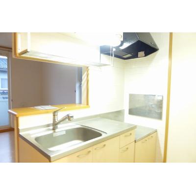 Ｆｉｎｅ 203【管理NO：1-011800101-02030】 ★家具家電は申し込み後に搬入します★ ★2026年10月上旬入居可能★の物件画像