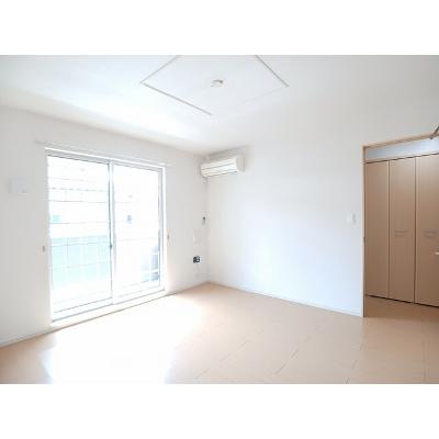 サニーサイド　レジデンス 101【管理NO：1-017230801-01010】 ★家具家電は申し込み後に搬入します★の物件画像