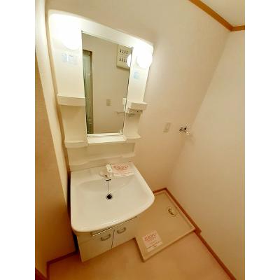 レスプランドール 204【管理NO：1-012940501-02040】 ★家具家電は申し込み後に搬入します★ ★2026年10月中旬入居可能★の物件画像