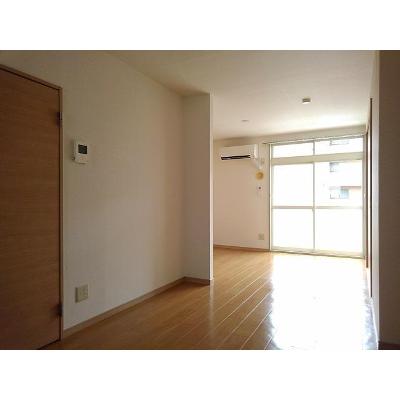 パレス山形 202【管理NO：1-004289901-02020】 ★家具家電は申し込み後に搬入します★ ★2026年10月下旬入居可能★の物件画像