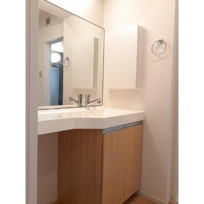 シェーン・ハイト 201【管理NO：1-025143401-02010】 ★家具家電は申し込み後に搬入します★の物件画像