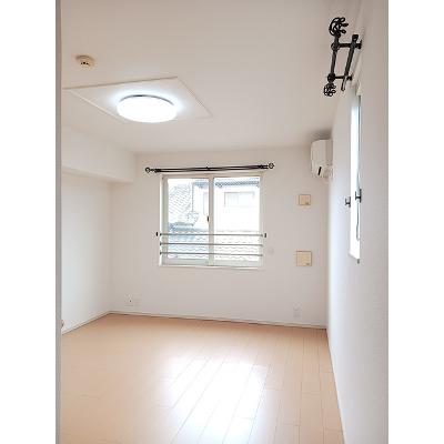 Ｂｌｕｅ－ｗｉｎｄ 202【管理NO：1-020301901-02020】 ★家具家電は申し込み後に搬入します★の物件画像