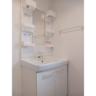 Ｂｌｕｅ－ｗｉｎｄ 202【管理NO：1-020301901-02020】 ★家具家電は申し込み後に搬入します★の物件画像