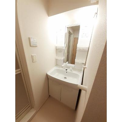 フォルシュ 201【管理NO：1-017199301-02010】 ★家具家電は申し込み後に搬入します★ ★2026年10月下旬入居可能★の物件画像