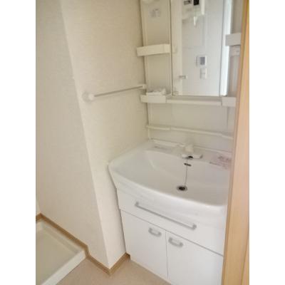 フローラ 202【管理NO：1-013680001-02020】 ★家具家電は申し込み後に搬入します★ ★2026年09月下旬入居可能★の物件画像