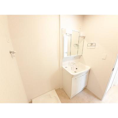 プロローグ新旭 101【管理NO：1-026833301-01010】 ★家具家電は申し込み後に搬入します★の物件画像