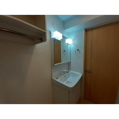 ウッディ　オアシス　Ⅰ 102【管理NO：1-024846201-01020】 ★家具家電は申し込み後に搬入します★の物件画像