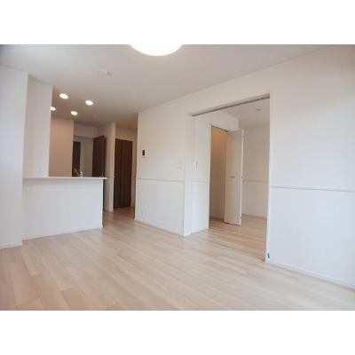 ルーク 105【管理NO：1-027582201-01050】 ★家具家電は申し込み後に搬入します★の物件画像