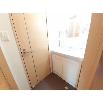 マイン　ゲノッセ 103【管理NO：1-017506001-01030】 ★家具家電は申し込み後に搬入します★ ★2026年10月下旬入居可能★の物件画像