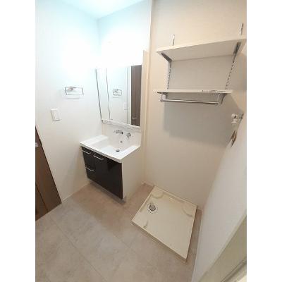 ランプ　タウン 103【管理NO：1-027064501-01030】 ★家具家電は申し込み後に搬入します★ ★2026年11月中旬入居可能★の物件画像