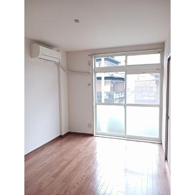 メゾン・ユーアイ 102【管理NO：1-005634901-01020】 ★家具家電は申し込み後に搬入します★の物件画像