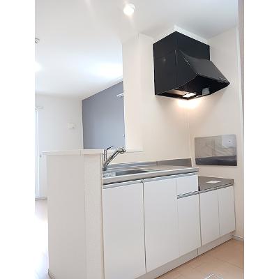 カーサ　ルーナ 105【管理NO：1-020863101-01050】 ★家具家電は申し込み後に搬入します★ ★2026年10月中旬入居可能★の物件画像