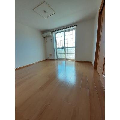 エヴァーグリーン 203【管理NO：1-012273601-02030】 ★家具家電は申し込み後に搬入します★ ★2026年11月中旬入居可能★の物件画像