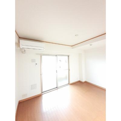 メゾン　アウローラ 104【管理NO：1-014142801-01040】 ★家具家電は申し込み後に搬入します★ ★2026年10月下旬入居可能★の物件画像