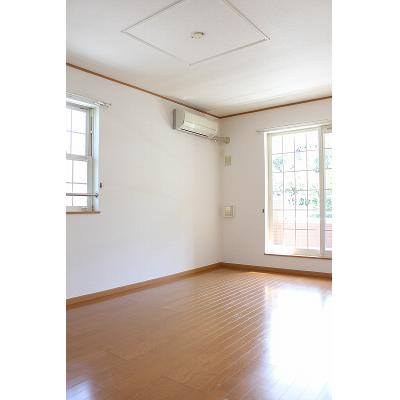 オ・ソレイユＢ 204【管理NO：1-013092901-02040】 ★家具家電は申し込み後に搬入します★ ★2026年10月下旬入居可能★の物件画像