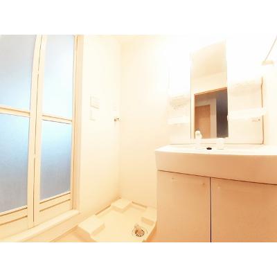 グランコルＣ 103【管理NO：1-018122402-01030】 ★家具家電は申し込み後に搬入します★ ★2026年10月下旬入居可能★の物件画像