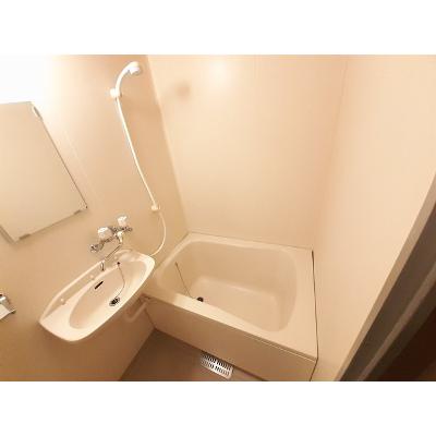 ＰＬＵＭファミ－ル２ 101【管理NO：1-003653001-01010】 ★家具家電は申し込み後に搬入します★ ★2026年10月下旬入居可能★の物件画像