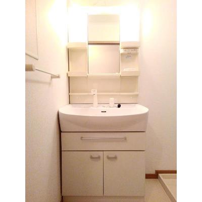 クローヴＢ棟 202【管理NO：1-014523602-02020】 ★家具家電は申し込み後に搬入します★ ★2026年10月下旬入居可能★の物件画像