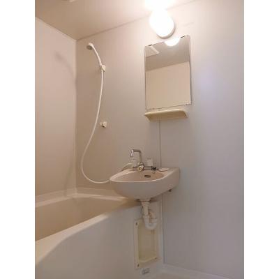 ファミールＵ 205【管理NO：1-004423801-02040】 ★家具家電は申し込み後に搬入します★の物件画像