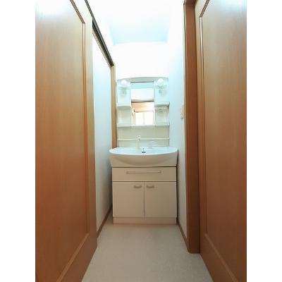 ＳｏｕｔｈＳｕｎＦｌｏｗｅｒ 102【管理NO：1-014255601-01020】 ★家具家電は申し込み後に搬入します★の物件画像