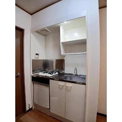 パ－クシャト－イカリヤ 202【管理NO：1-009658501-02020】 ★家具家電は申し込み後に搬入します★の物件画像
