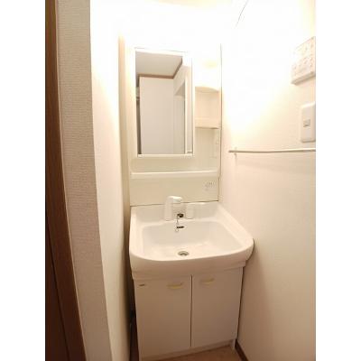 クレストールナイキ 203【管理NO：1-011798801-02030】 ★家具家電は申し込み後に搬入します★ ★2026年10月下旬入居可能★の物件画像