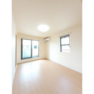 フィオーレＮＳ　Ⅳ－Ａ 205【管理NO：1-018921301-02040】 ★家具家電は申し込み後に搬入します★の物件画像