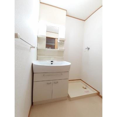 ドゥ・プルミエール　Ｂ 102【管理NO：1-013723202-01020】 ★家具家電は申し込み後に搬入します★ ★2026年11月中旬入居可能★の物件画像