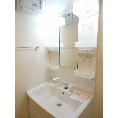 フロリスタン 205【管理NO：1-019272601-02040】 ★家具家電は申し込み後に搬入します★ ★2026年11月中旬入居可能★の物件画像