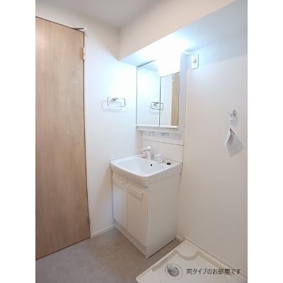 クレール亀山 201【管理NO：1-028846001-02010】 ★家具家電は申し込み後に搬入します★ ★2027年02月中旬入居可能★の物件画像