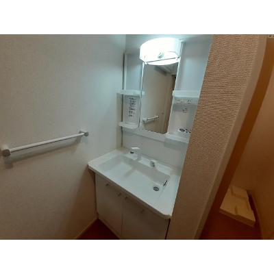 Ｒグレィ　イイヅカ　チューオー 201【管理NO：1-023392701-02010】 ★家具家電は申し込み後に搬入します★ ★2026年11月中旬入居可能★の物件画像