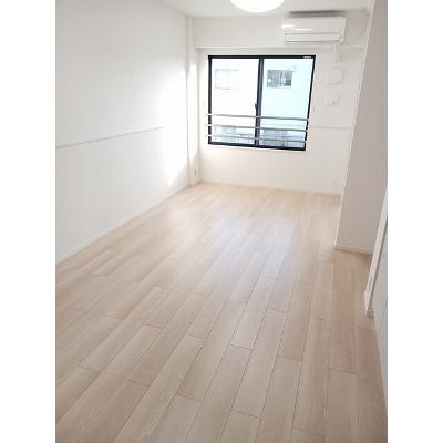 リトルガーデン 202【管理NO：1-028066701-02020】 ★家具家電は申し込み後に搬入します★ ★2026年10月中旬入居可能★の物件画像