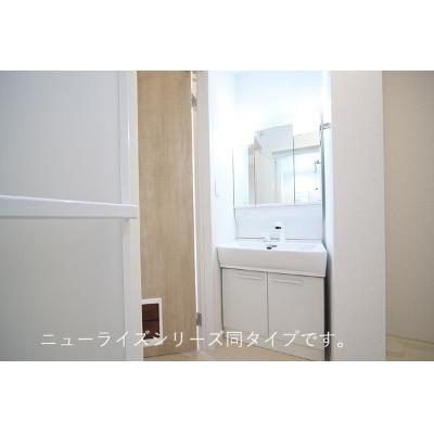 コモド　フジミ 101【管理NO：1-028568301-01010】 ★家具家電は申し込み後に搬入します★ ★2026年12月下旬入居可能★の物件画像