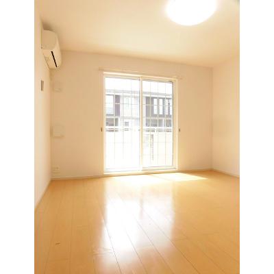 ローレルパークＡ 101【管理NO：1-017978301-01010】 ★家具家電は申し込み後に搬入します★ ★2026年10月上旬入居可能★の物件画像