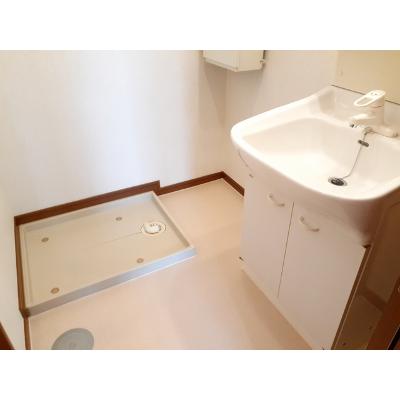 ブレスイングビレッジ 203【管理NO：1-011315901-02030】 ★家具家電は申し込み後に搬入します★ ★2026年11月上旬入居可能★の物件画像