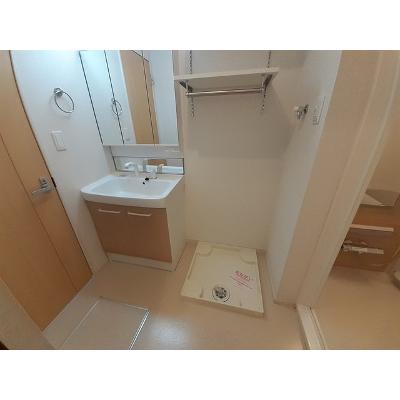 アトラス 201【管理NO：1-024329001-02010】 ★家具家電は申し込み後に搬入します★ ★2026年10月上旬入居可能★の物件画像