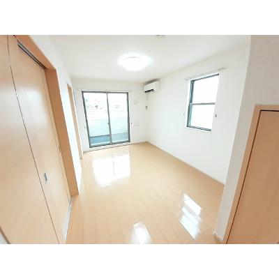 マン　ドゥ　シャトン 102【管理NO：1-019532801-01020】 ★家具家電は申し込み後に搬入します★ ★2026年10月上旬入居可能★の物件画像