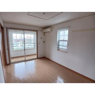 リリエンハイム　Ｃ 321【管理NO：1-015388401-02010】 ★家具家電は申し込み後に搬入します★の物件画像