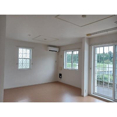 サンライズ・Ｆ　Ａ 101【管理NO：1-017764701-01010】 ★家具家電は申し込み後に搬入します★の物件画像