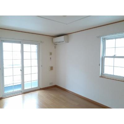 フルジーナＢ 101【管理NO：1-012104702-01010】 ★家具家電は申し込み後に搬入します★ ★2026年11月中旬入居可能★の物件画像