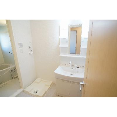 ソレイユ 201【管理NO：1-022507301-02010】 ★家具家電は申し込み後に搬入します★ ★2026年09月下旬入居可能★の物件画像