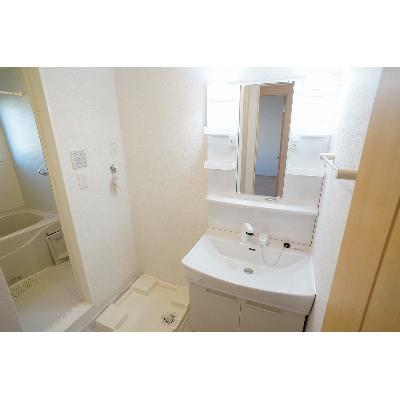 ソレイユ 101【管理NO：1-022507301-01010】 ★家具家電は申し込み後に搬入します★の物件画像
