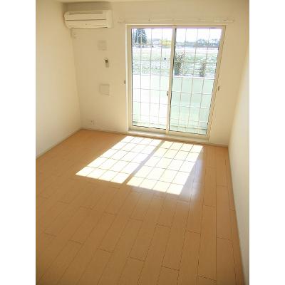 ラブアンドピースＢ 102【管理NO：1-016190902-01020】 ★家具家電は申し込み後に搬入します★ ★2026年11月上旬入居可能★の物件画像
