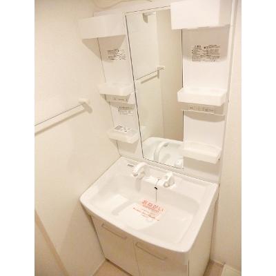 ラブアンドピースＢ 102【管理NO：1-016190902-01020】 ★家具家電は申し込み後に搬入します★ ★2026年11月上旬入居可能★の物件画像
