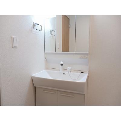 イーストタウン 205【管理NO：1-027721701-02040】 ★家具家電は申し込み後に搬入します★ ★2026年11月中旬入居可能★の物件画像