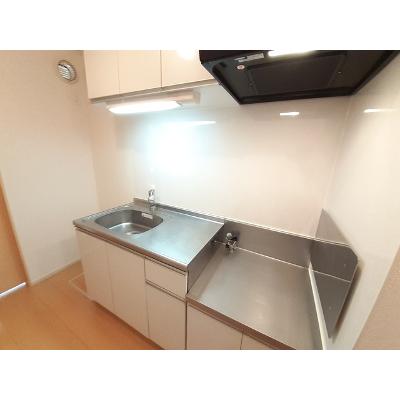 カレント 105【管理NO：1-018113401-01040】 ★家具家電は申し込み後に搬入します★ ★2026年12月下旬入居可能★の物件画像