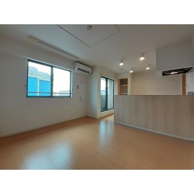 ビオラ・ソレアード 205【管理NO：1-020312401-02040】 ★家具家電は申し込み後に搬入します★ ★2026年10月下旬入居可能★の物件画像